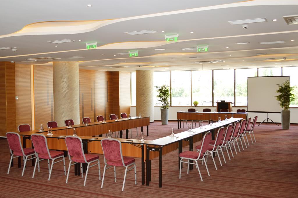 Premier Palace Spa Hotel Boekarest Buitenkant foto Meeting room