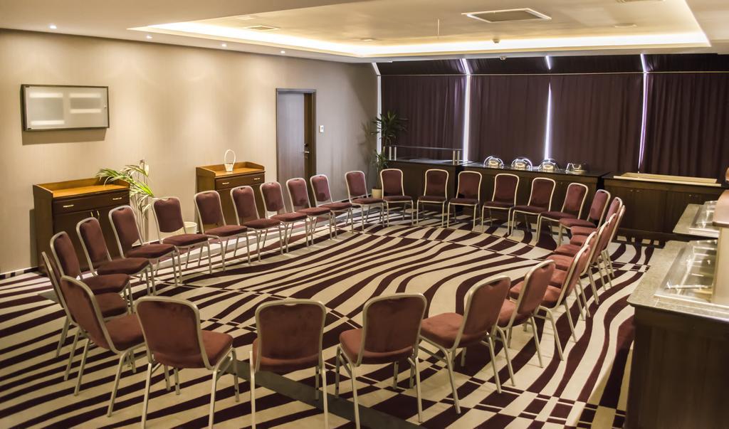 Premier Palace Spa Hotel Boekarest Buitenkant foto Meeting room